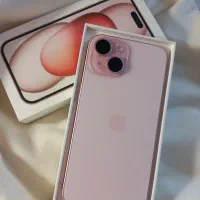 آیفون ۱۵ نرمال صورتی