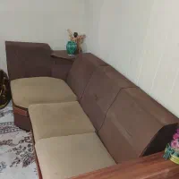 راحتی ۷ نفره ال قهوه ای با میز