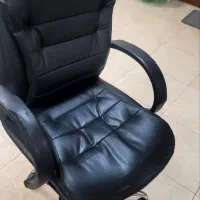 صندلی اداری و مدیریتی