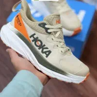 کفشHOKA
