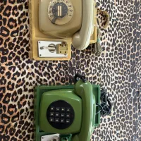 تلفن رومیزی قدیمی و انتیک