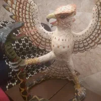 مجسمه عقاب صنایع دستی‌.