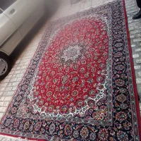 فرش قرمز ۶متری فقط ۳ قالیچه کودک سیسمونی