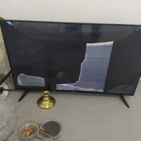ی عدد تلویزیون صفحه شکسته