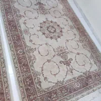 دو عدد فرش ۶ متری