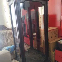 بوفه سه طبقه سالم ودر حد نو