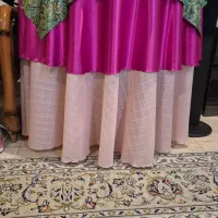 میز گرد چوبی