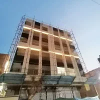 استا کاربنا و معمار