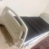 تخت برقی بیمارستانی سه شکن به همراه تشک مواج