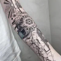 اجرای تاتوی بدن
