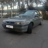 اپل وکترا 1995