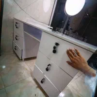 میز ناخن بزرگ و جادار