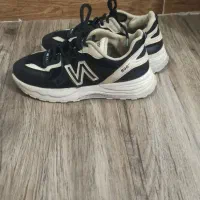 انواع کتونی دخترونه کاملا سالم وبدون لک