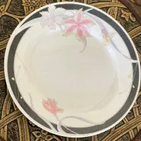 سرویس کامل ۱۸ نفره مناسب جهاز عروس