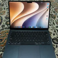 MacBook Air m3 13inch 256 ram 16