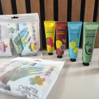 آرایشی آبرسان کرم مرطوب کننده سرم تونر اسکراب ماسک