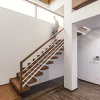 زیر زمین تجاری کازرون / قدمگاه