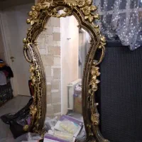 اینه ایستاده یک عدد شیک وزیبا
