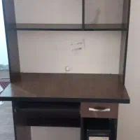 میز تحریر . کتابخانه
