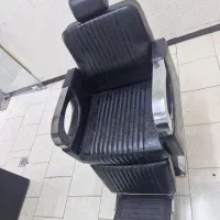 وسایل آرایشگاه کاملا نو کلا ۳ماه استفاده شده.