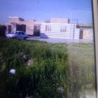 زمین باابعاد ۱۰۰مترعرض زمین ۵متروطول آن۲۰متر