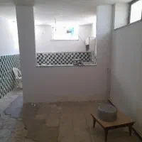 یک زیر زمین اجاره داده میشود