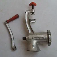گوشت چرخ کن دستی