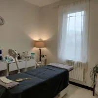 دستیار پزشک و ادمین کلینیک زیبایی