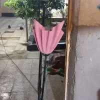 یک عدد گل سه شاخه قشنگ بفروش می رسد