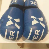 دستکش و کلاه بکس