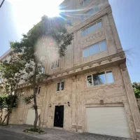 ۲۲۰متر منیریه ۳خواب فول امکانات