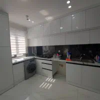 رهن ۱۵۵ متر / تک واحد طبقه ۴ (خیابان نامجو)