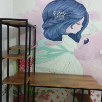 میز التحریر و کتابخانه