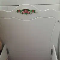 تخت و ویترین کودک