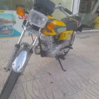موتور سیکلت ۱۲۵