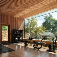 تخفیف ویژه باشگاه بانوان یوتاب