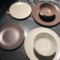 تعدادی ظروف اصل ایکیا
