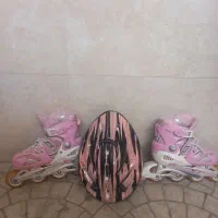 اسکیت صورتی