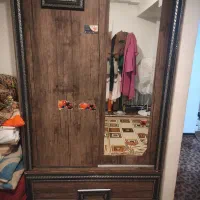 کمد لباسی و ارایشی