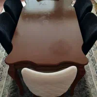 میز غذاخوری