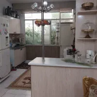 آپارتمان ۷۰ متری طبقه اول راه جدا دو خواب