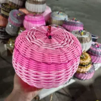 سبد سیم بافی
