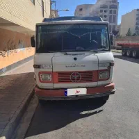 مینی‌بوس 64
