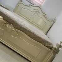 تخت دو نفره کرم صدفی