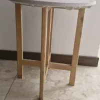 میز گرد چوبی