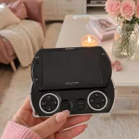 psp go  در حد نو