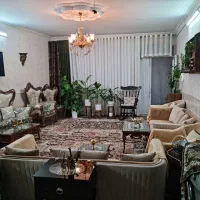 دو-طبقه-خونه-با-ورودی-مشترک