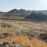 تعدادی جای مغازه  سقدر لب جاده اصلی کرمان جیرفت