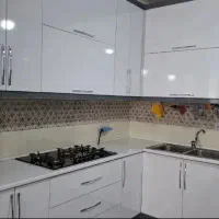 اقا هستم نظافتچی جوان