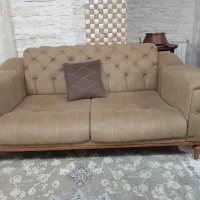 مبل چستر رنگ شتری تمیز در حد نو بدونه خط خش